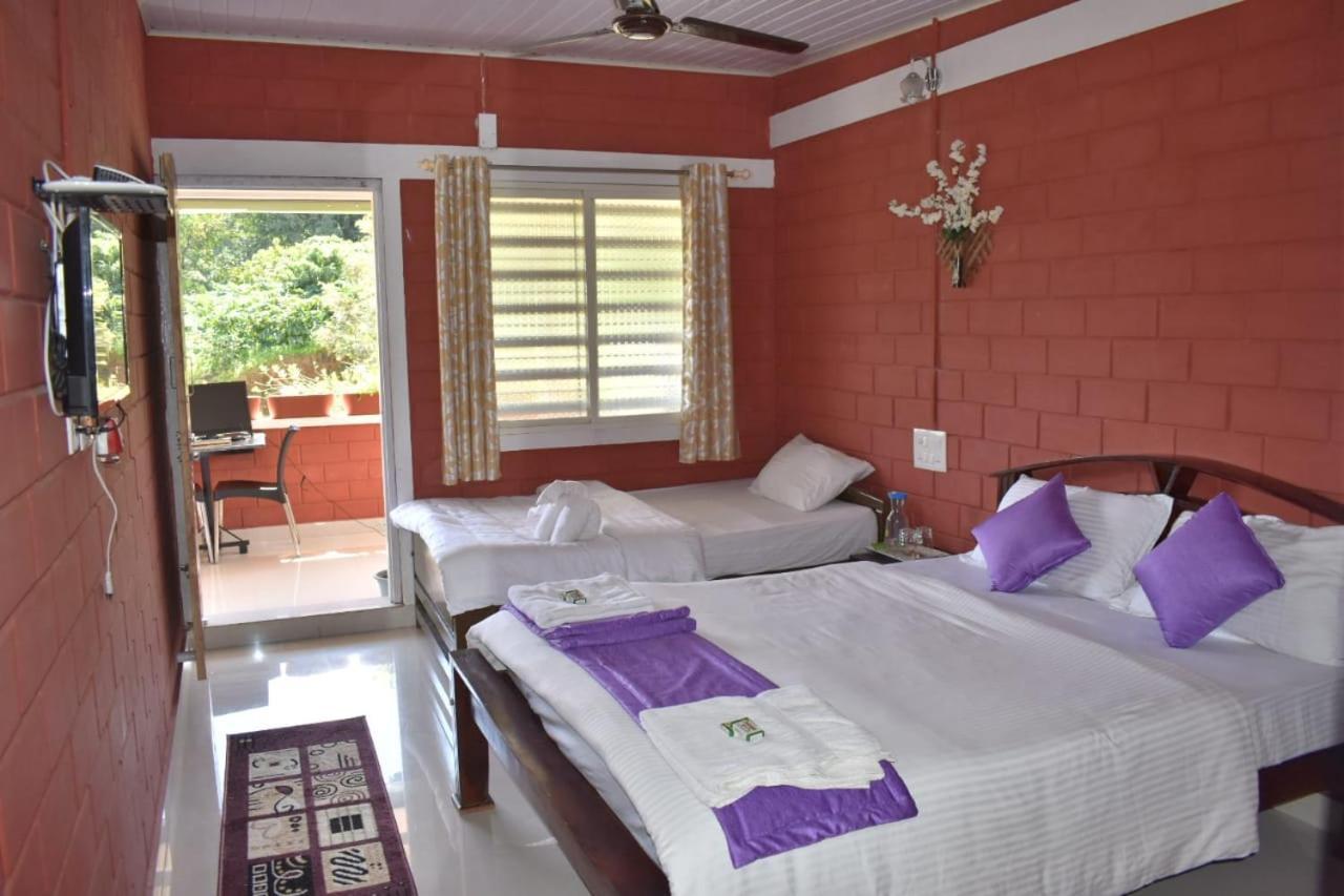 Camp Coorg Appartement Madikeri Buitenkant foto